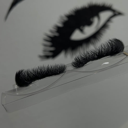 Cat Eye Strip Lash